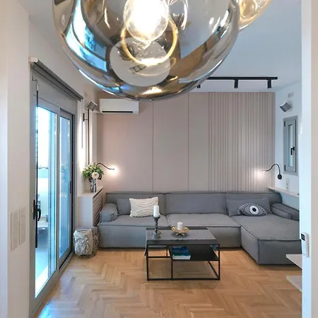 Kolonaki Unique Luxurious Apartment *