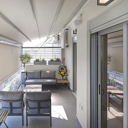 Kolonaki Unique Luxurious Apartment